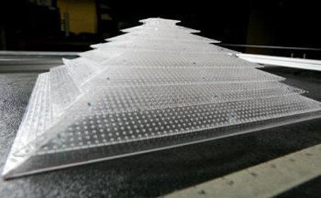 世界首個(gè)三維聲學(xué)隱形斗篷誕生 能讓聲波偏轉(zhuǎn)(圖1)