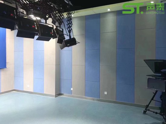 演播室的聲學(xué)設(shè)計(圖1) 演播室的聲學(xué)設(shè)計(圖1)