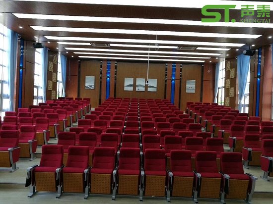 清遠多媒體階梯教室吸音板工程案例(圖1) 清遠多媒體階梯教室吸音板工程案例(圖1)